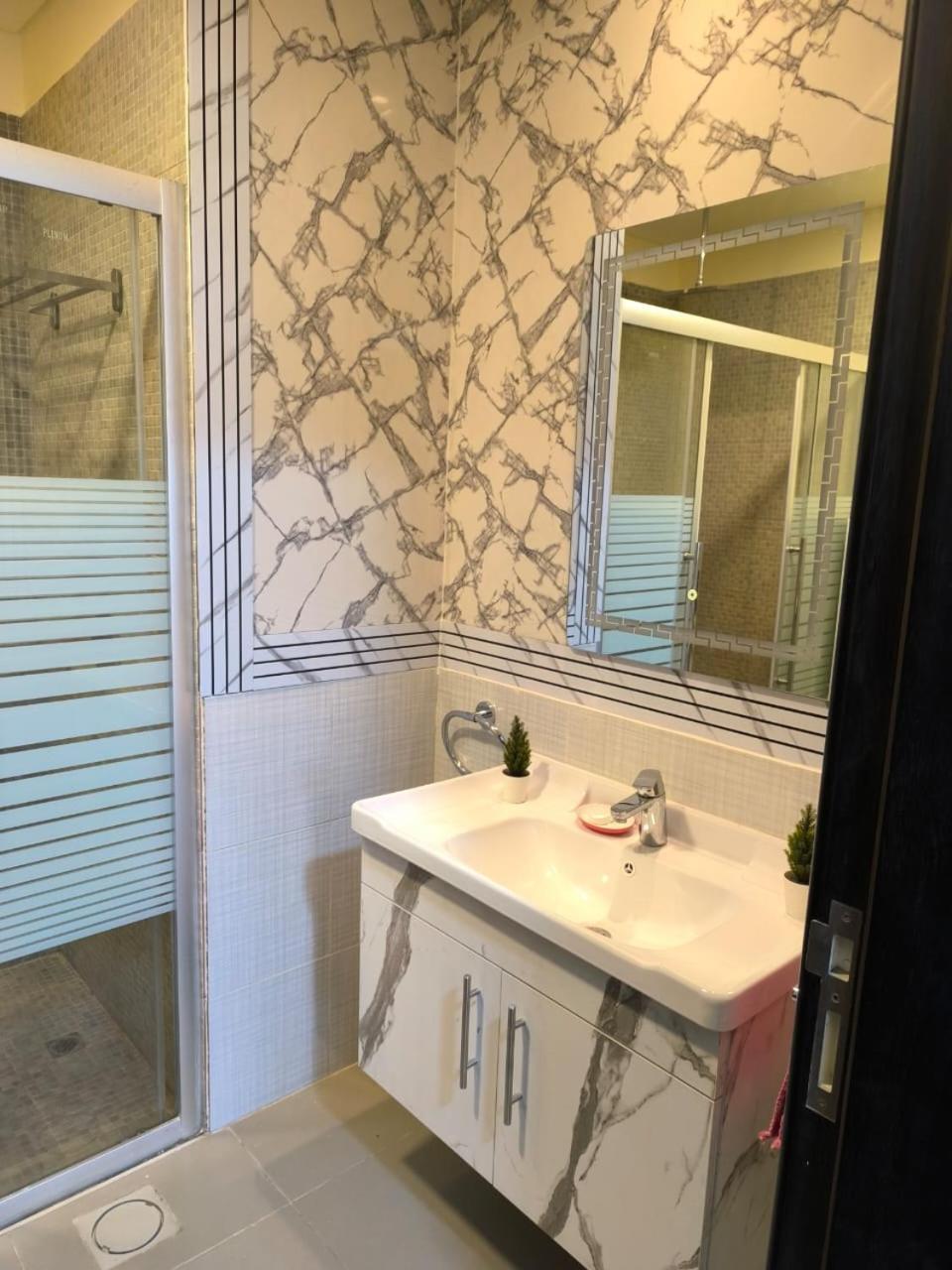 Appartement F14 - Samarah Sweimeh